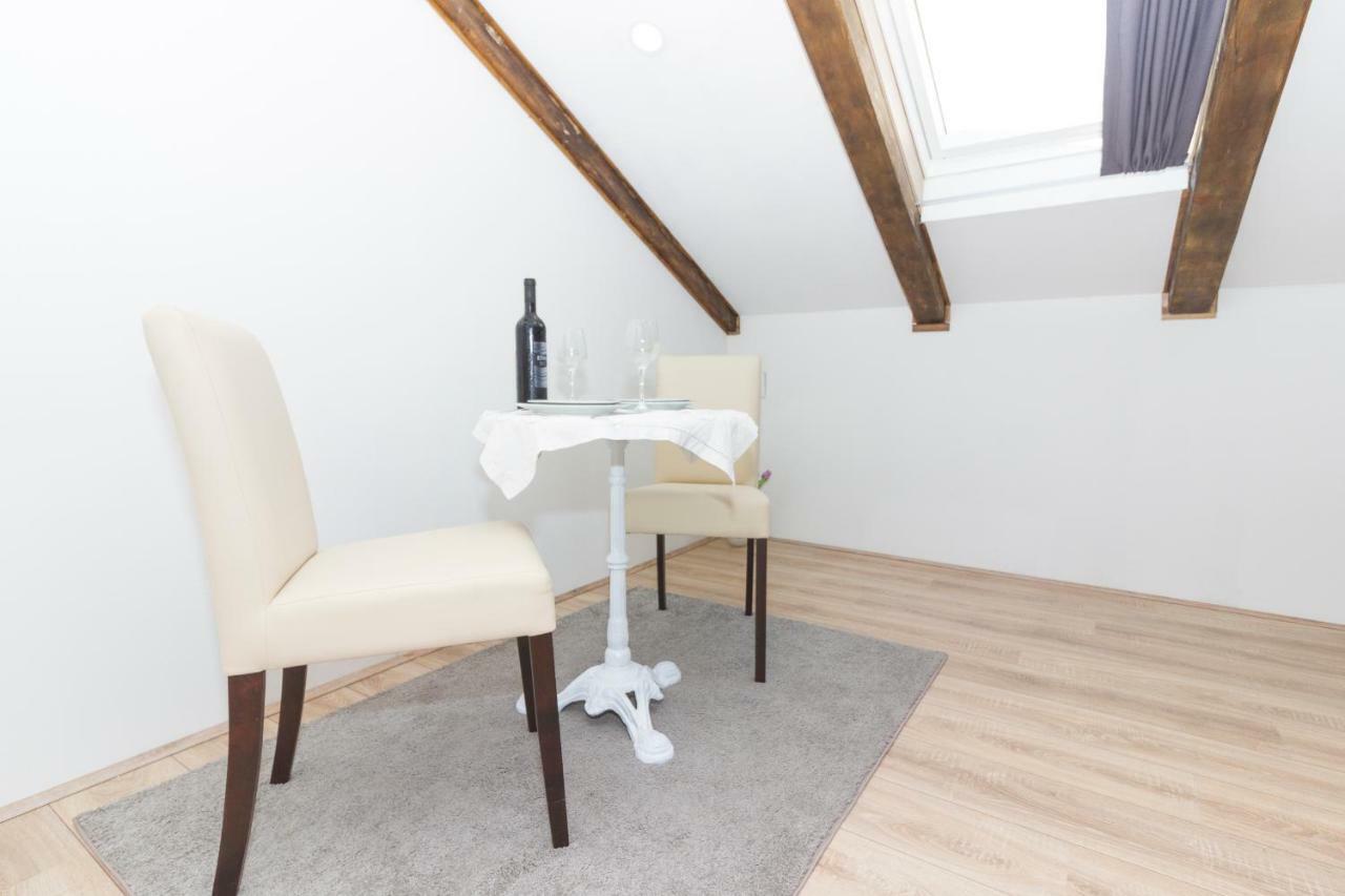 Apartmani Miletic 자다르 외부 사진